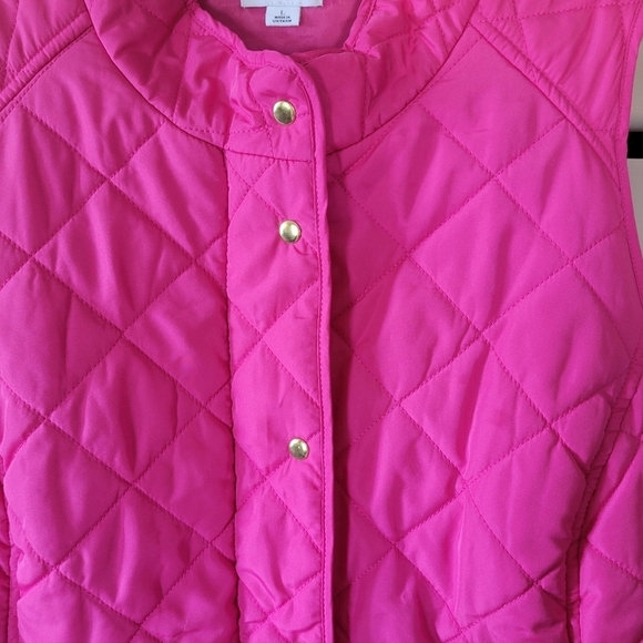 Crown & Ivy Vest Hot Pink W/ Gold Accents Size Large Zipper & Button Overlay EUC - Picture 2 of 10